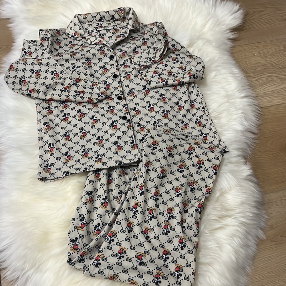 Gucci Kids Pajama Set - 7 Yrs - Excellent condition